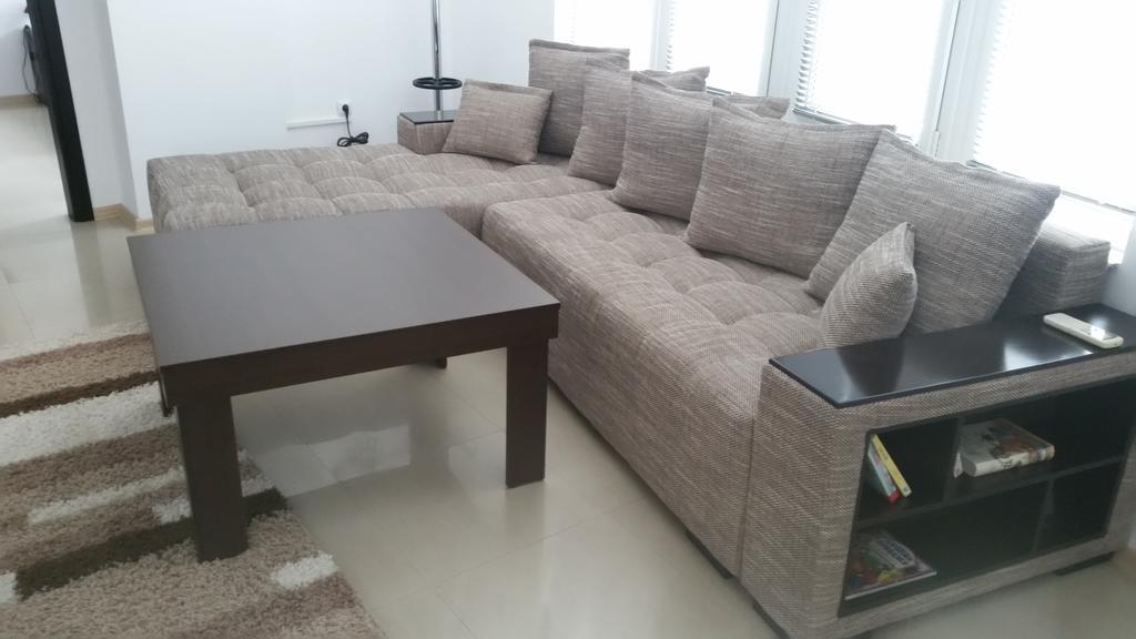 4U Apartment Burgas Luaran gambar